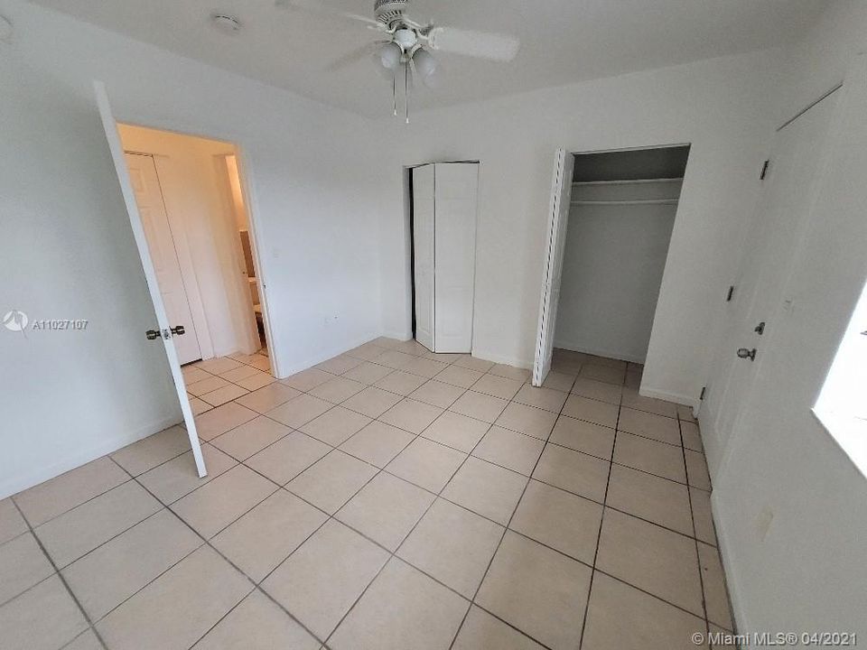 Recently Rented: $900 (1 beds, 1 baths, 0 Square Feet)