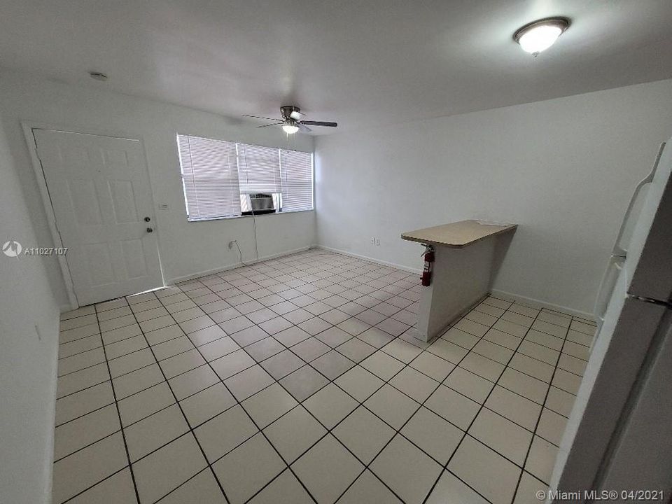 Recently Rented: $900 (1 beds, 1 baths, 0 Square Feet)