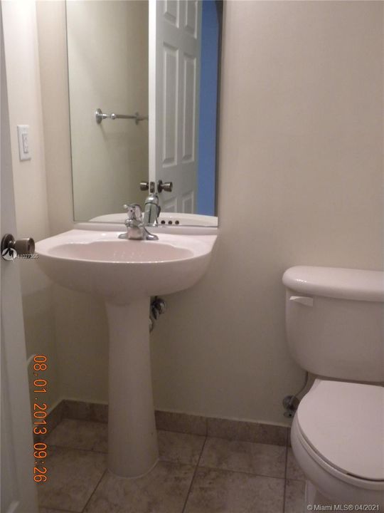最近租的: $1,850 (2 贝兹, 2 浴室, 1410 平方英尺)