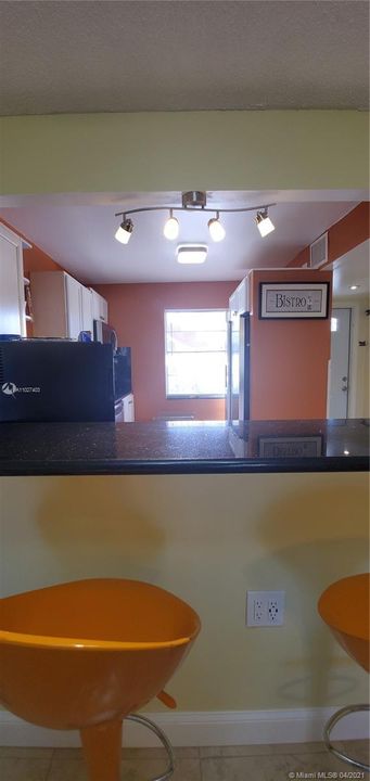 Recently Sold: $76,000 (2 beds, 2 baths, 990 Square Feet)