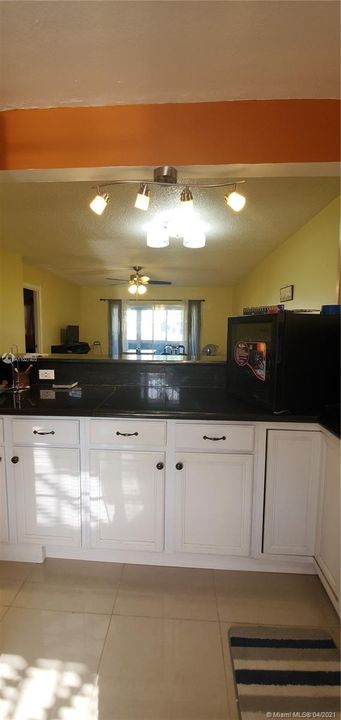 Recently Sold: $76,000 (2 beds, 2 baths, 990 Square Feet)