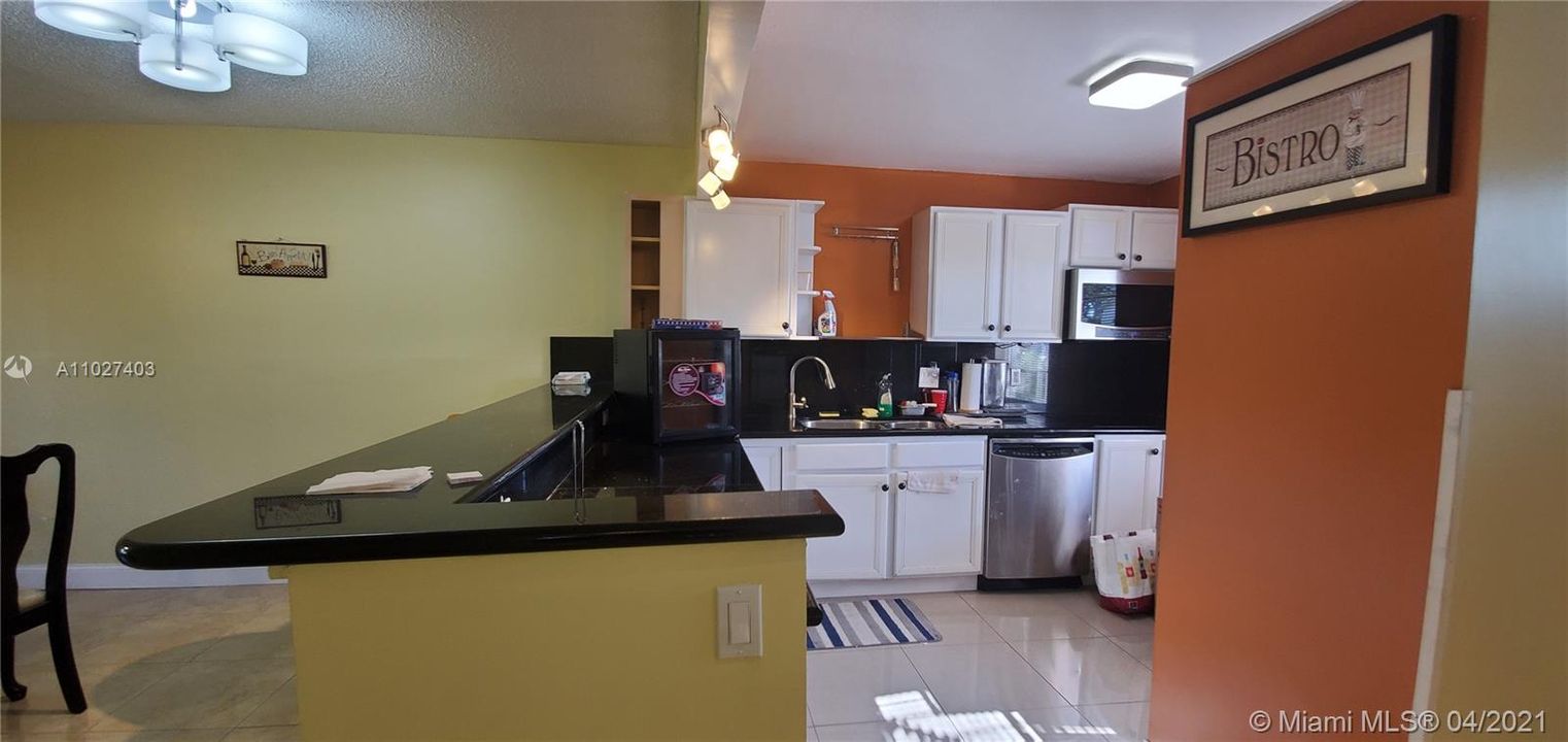 Recently Sold: $76,000 (2 beds, 2 baths, 990 Square Feet)