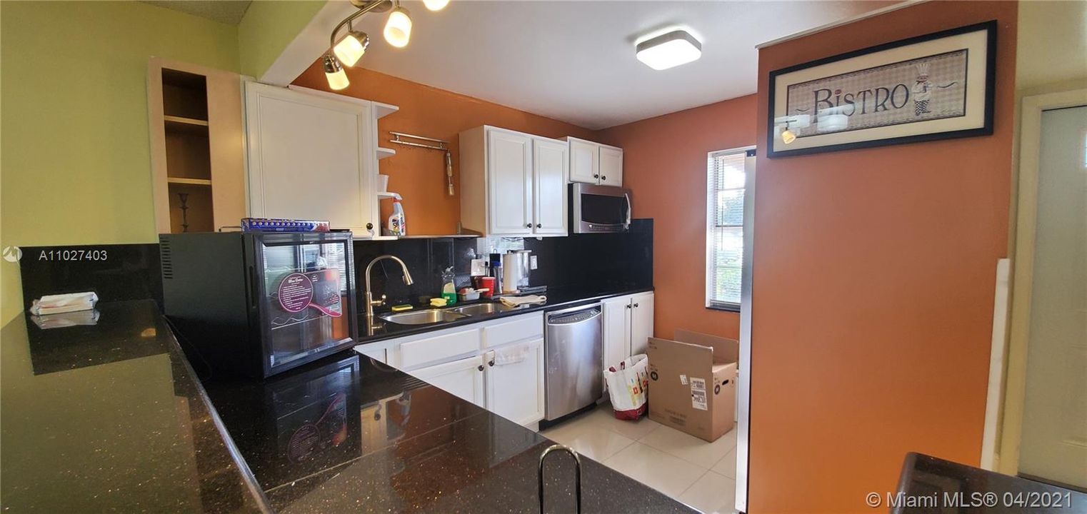 Recently Sold: $76,000 (2 beds, 2 baths, 990 Square Feet)