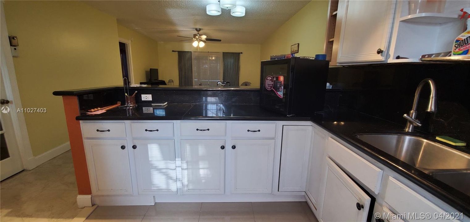 Recently Sold: $76,000 (2 beds, 2 baths, 990 Square Feet)