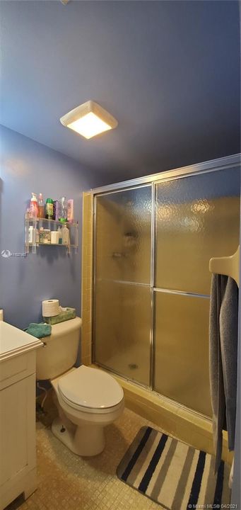 Recently Sold: $76,000 (2 beds, 2 baths, 990 Square Feet)