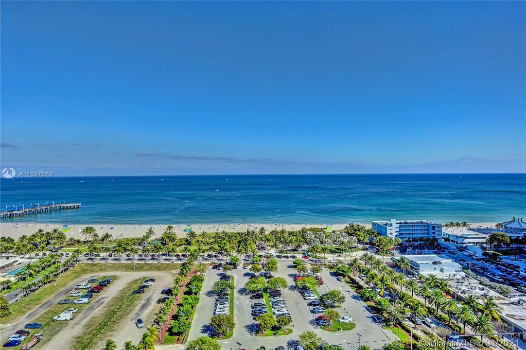 Recently Sold: $1,289,000 (2 beds, 2 baths, 1967 Square Feet)