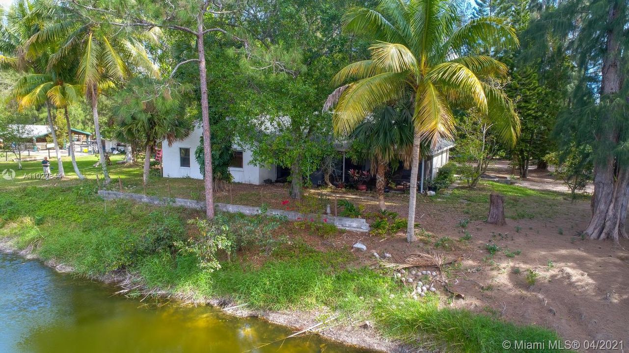 Vendido Recientemente: $995,000 (4 camas, 3 baños, 0 Pies cuadrados)