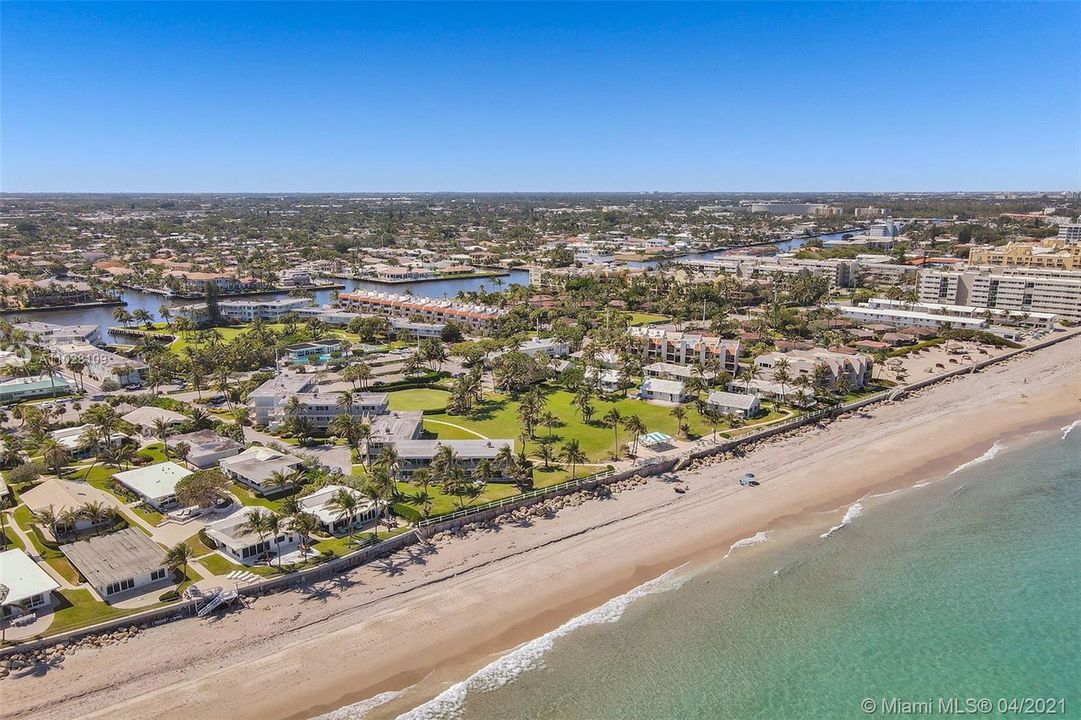 最近售出: $399,000 (2 贝兹, 2 浴室, 850 平方英尺)