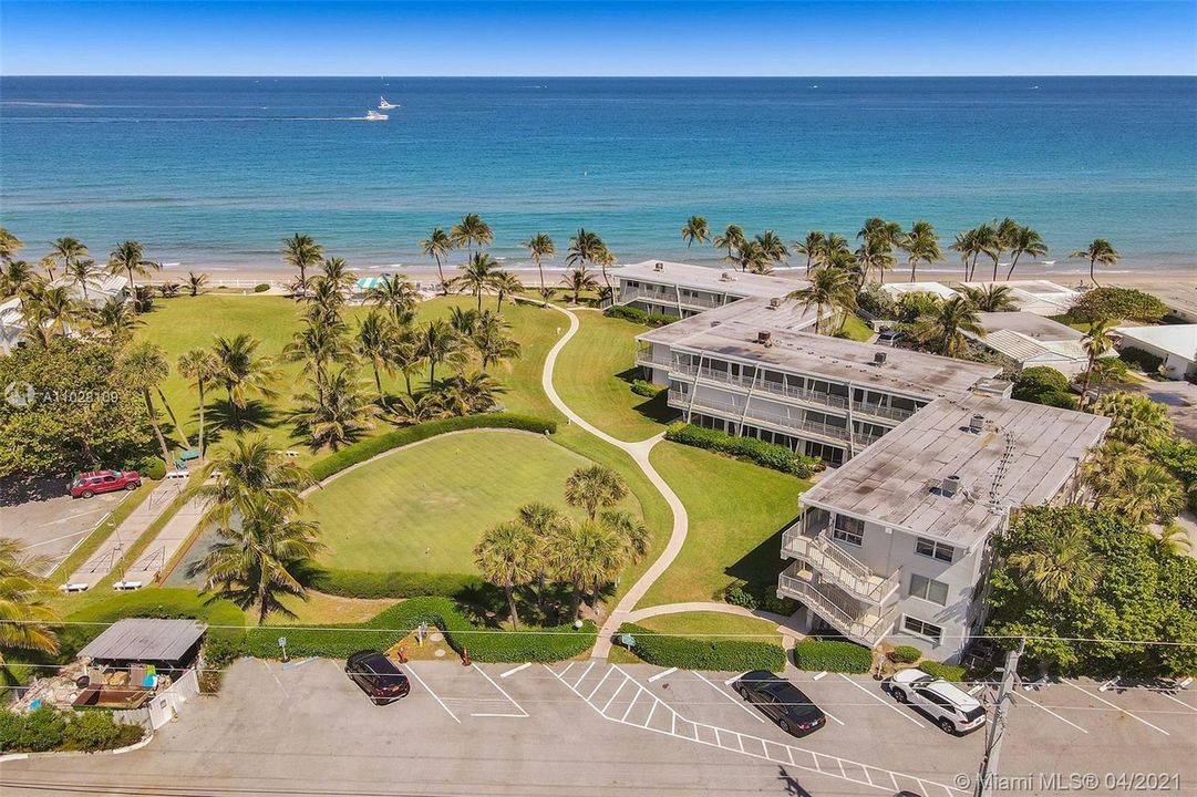 最近售出: $399,000 (2 贝兹, 2 浴室, 850 平方英尺)