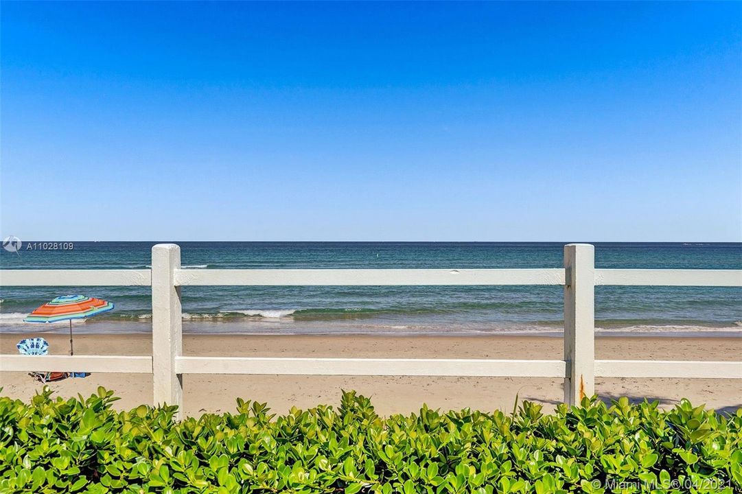 最近售出: $399,000 (2 贝兹, 2 浴室, 850 平方英尺)