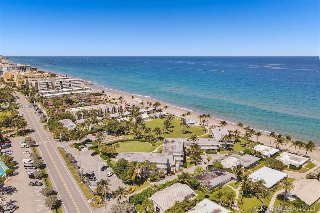 最近售出: $399,000 (2 贝兹, 2 浴室, 850 平方英尺)