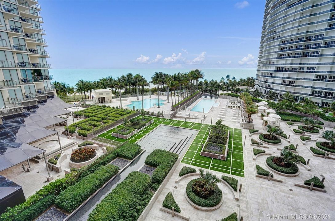 Recently Sold: $5,500,000 (4 beds, 4 baths, 2840 Square Feet)