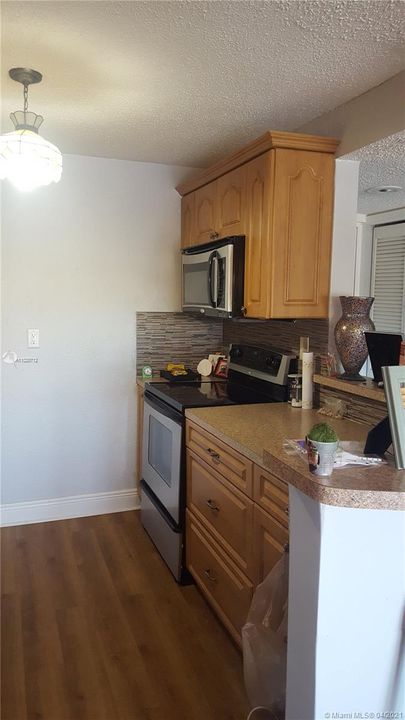 Recently Rented: $1,500 (1 beds, 1 baths, 744 Square Feet)