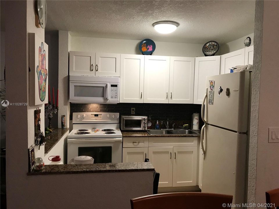 Recently Sold: $63,999 (1 beds, 1 baths, 590 Square Feet)
