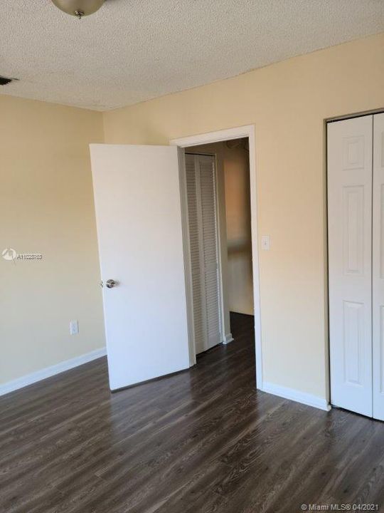 Recently Rented: $1,750 (2 beds, 1 baths, 828 Square Feet)