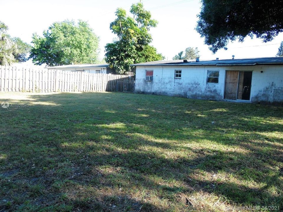 Vendido Recientemente: $134,900 (2 camas, 1 baños, 1014 Pies cuadrados)