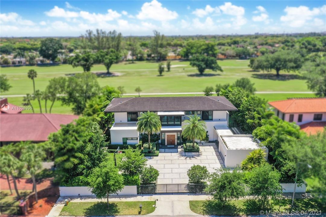 Recently Sold: $2,695,000 (6 beds, 7 baths, 5280 Square Feet)