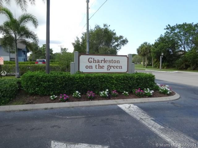 ENTRY TO CHARLESTON