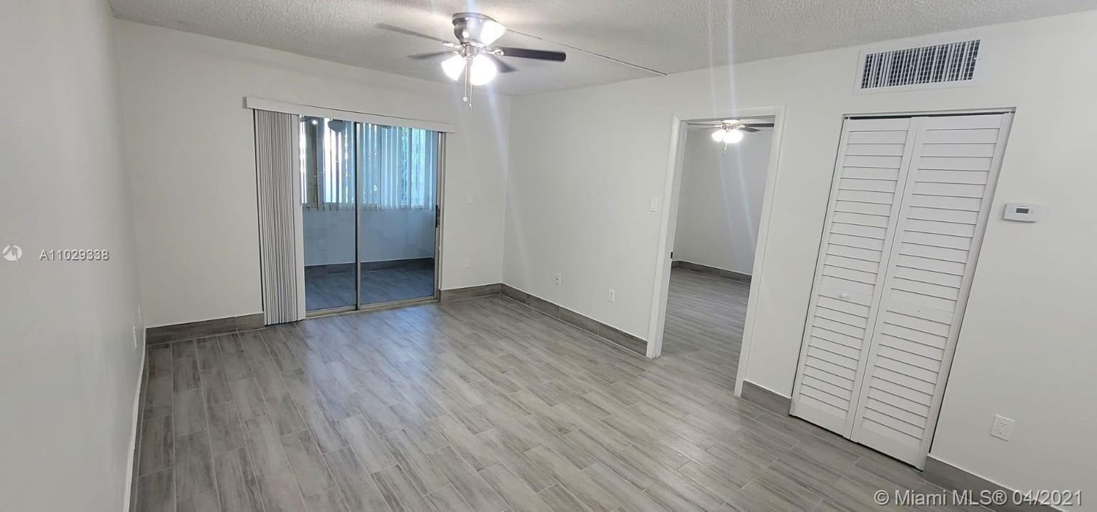 Recently Rented: $1,100 (1 beds, 1 baths, 680 Square Feet)