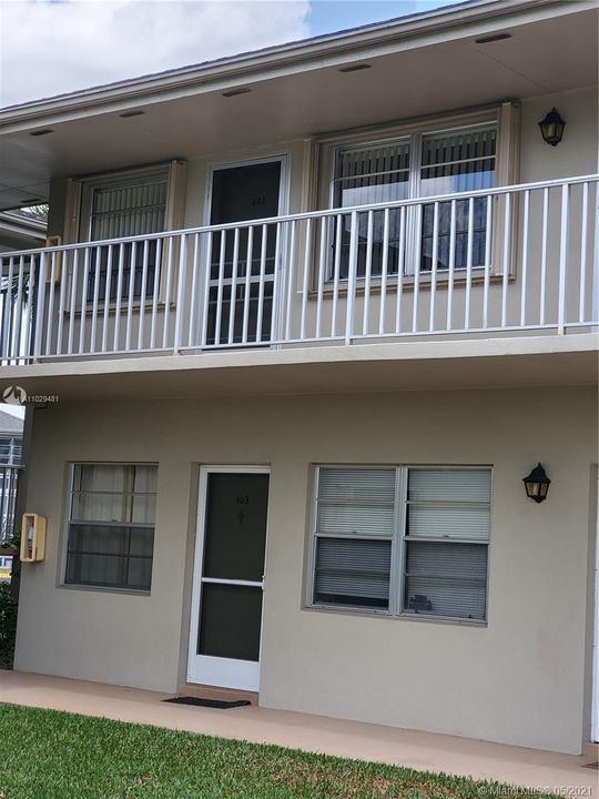 Recently Sold: $84,990 (1 beds, 1 baths, 800 Square Feet)