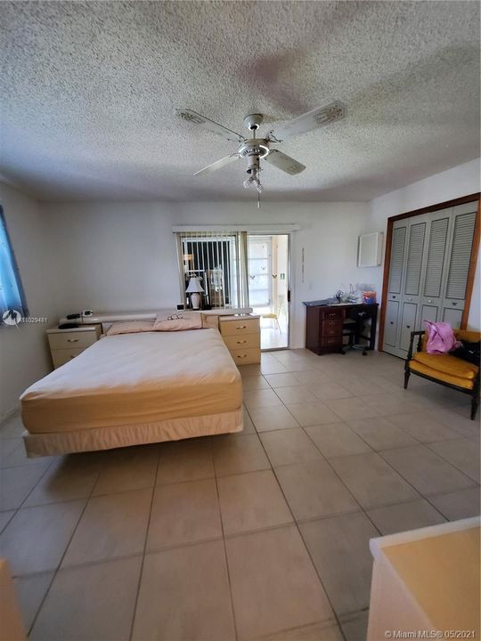 Recently Sold: $84,990 (1 beds, 1 baths, 800 Square Feet)