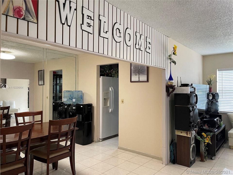 Recently Sold: $99,800 (1 beds, 1 baths, 792 Square Feet)