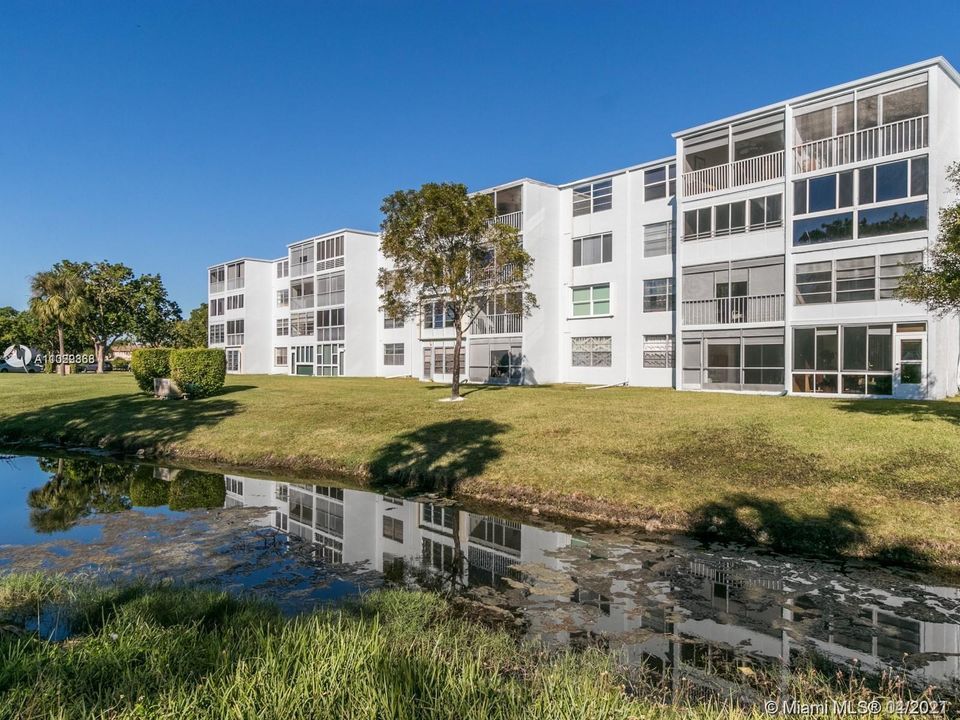 Recently Rented: $1,350 (2 beds, 2 baths, 1000 Square Feet)