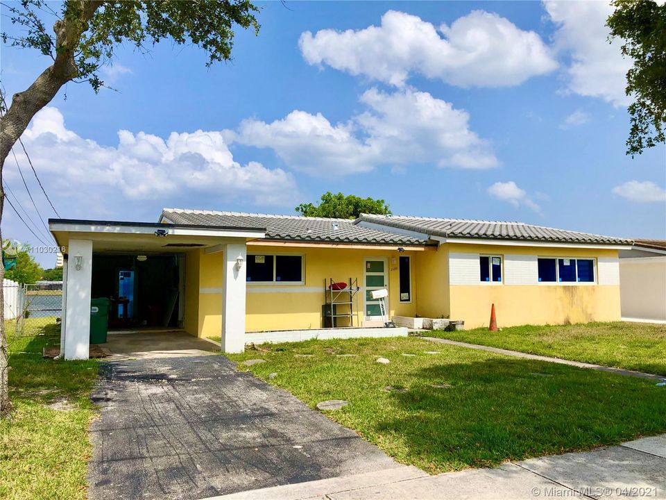 Recently Sold: $720,000 (3 beds, 2 baths, 1648 Square Feet)