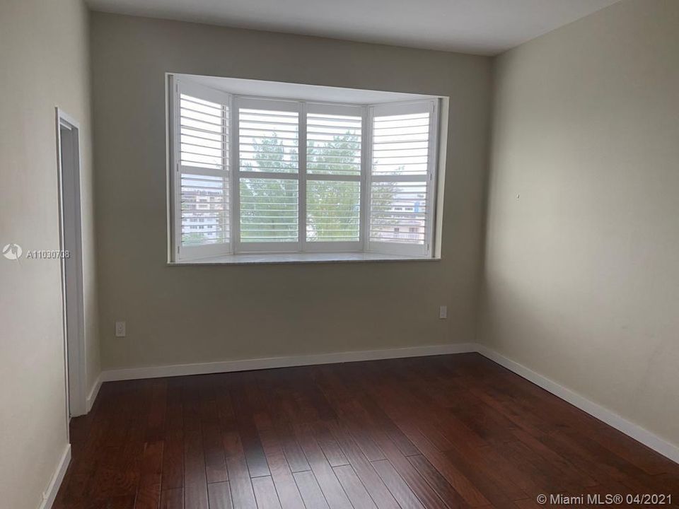 Recently Sold: $440,000 (2 beds, 2 baths, 1510 Square Feet)