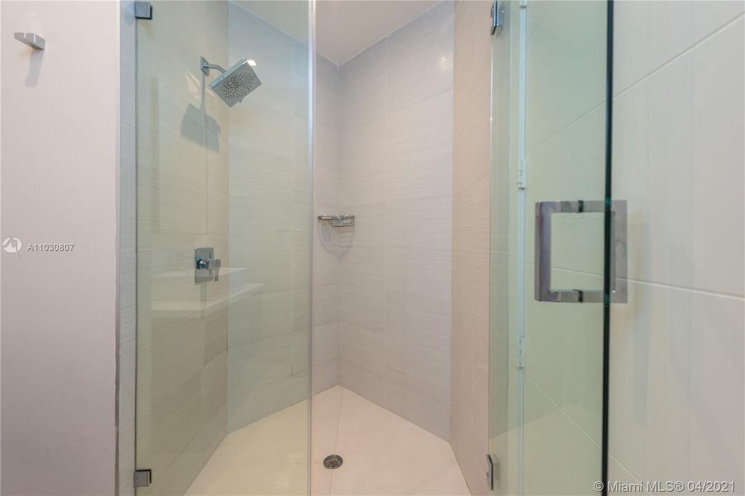 最近租的: $5,500 (3 贝兹, 3 浴室, 1470 平方英尺)