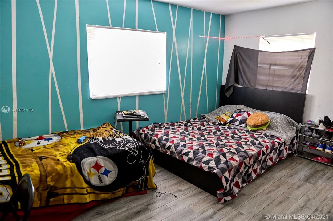 Недавно продано: $550,000 (0 спален, 0 ванн, 2337 Квадратных фут)