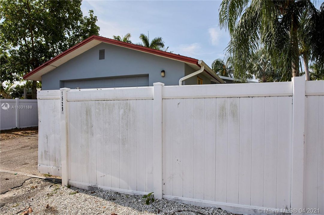 Недавно продано: $550,000 (0 спален, 0 ванн, 2337 Квадратных фут)