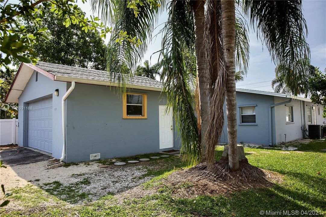 Недавно продано: $550,000 (0 спален, 0 ванн, 2337 Квадратных фут)