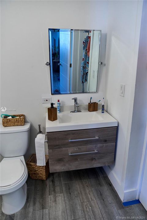 Недавно продано: $550,000 (0 спален, 0 ванн, 2337 Квадратных фут)