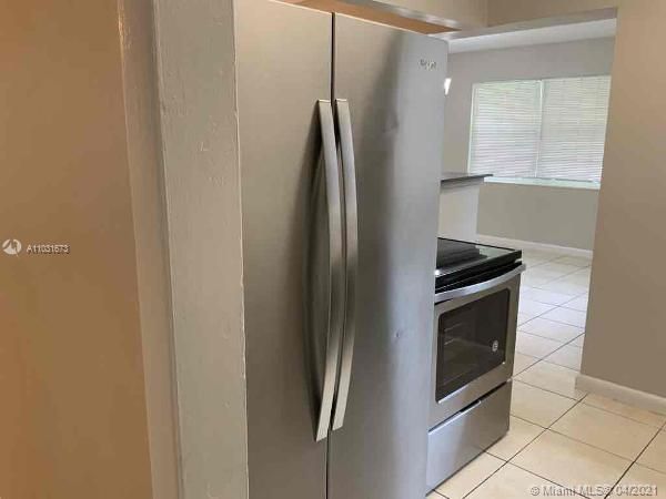 最近租的: $1,875 (3 贝兹, 2 浴室, 1406 平方英尺)