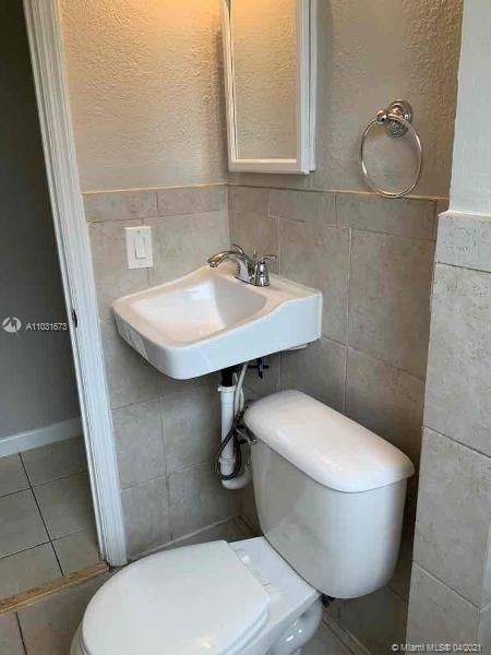 最近租的: $1,875 (3 贝兹, 2 浴室, 1406 平方英尺)