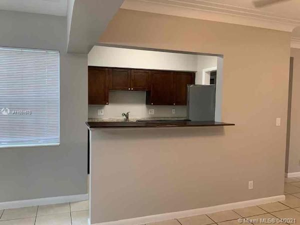 最近租的: $1,875 (3 贝兹, 2 浴室, 1406 平方英尺)