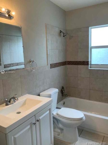 最近租的: $1,875 (3 贝兹, 2 浴室, 1406 平方英尺)