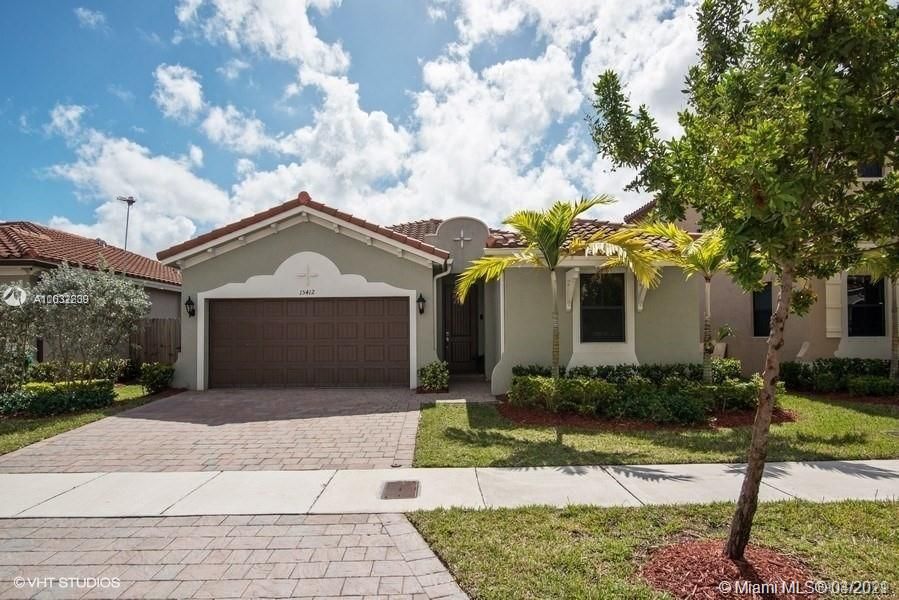 Recently Sold: $510,000 (3 beds, 3 baths, 2265 Square Feet)