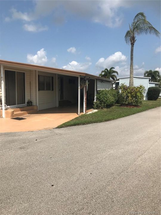 Recently Sold: $79,900 (2 beds, 2 baths, 760 Square Feet)