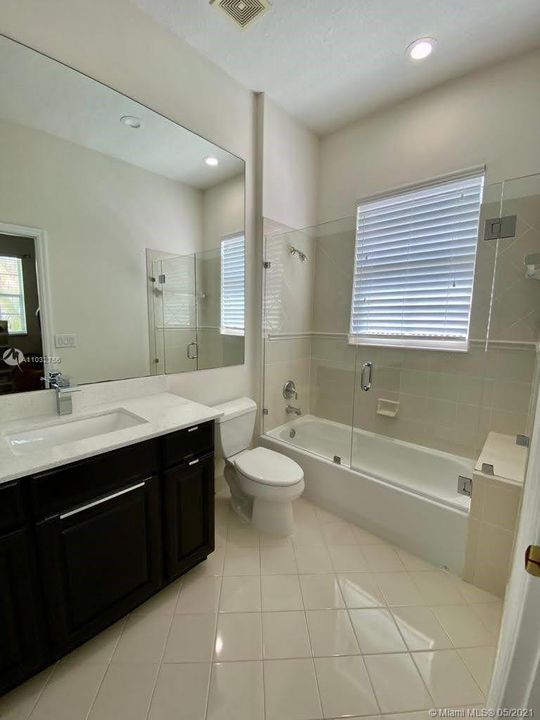 Fourth Bedroom In-suite Bathroom