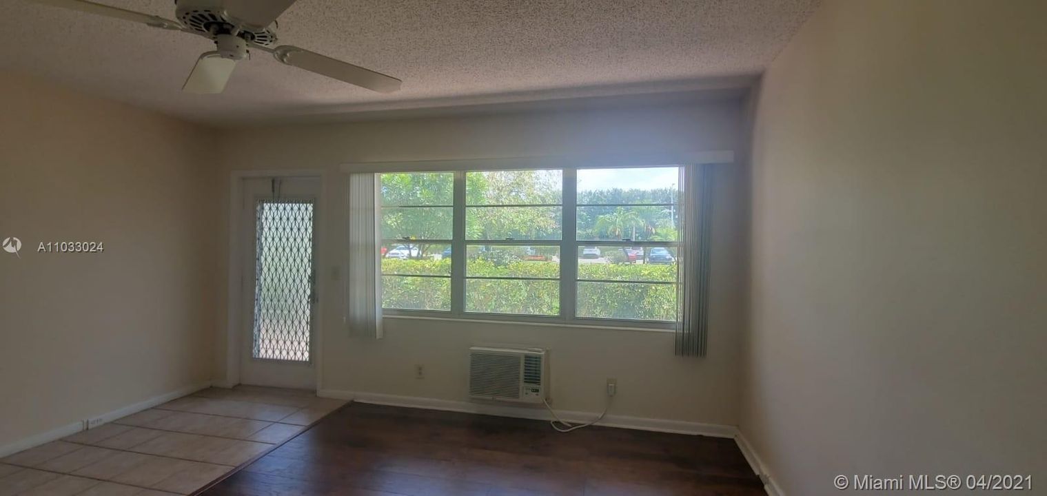 Recently Sold: $65,000 (1 beds, 1 baths, 601 Square Feet)