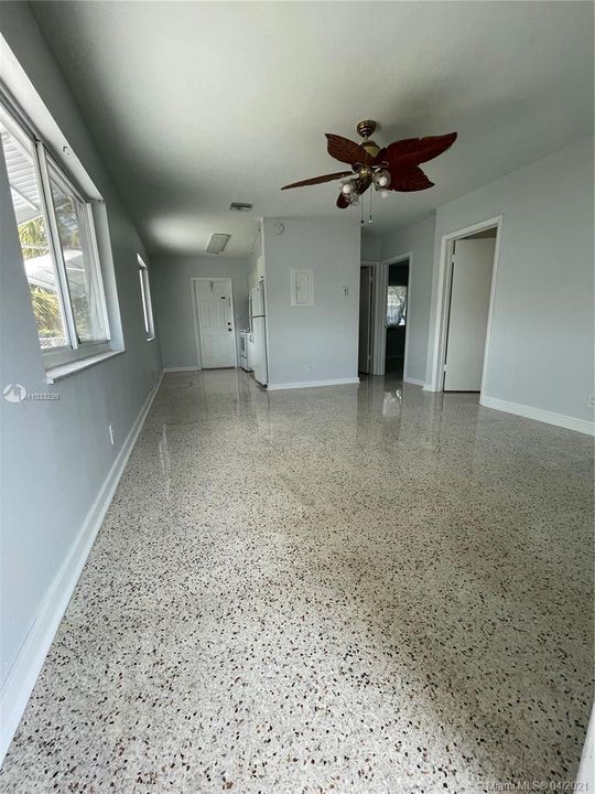 Recientemente alquilado: $1,650 (2 camas, 1 baños, 0 Pies cuadrados)