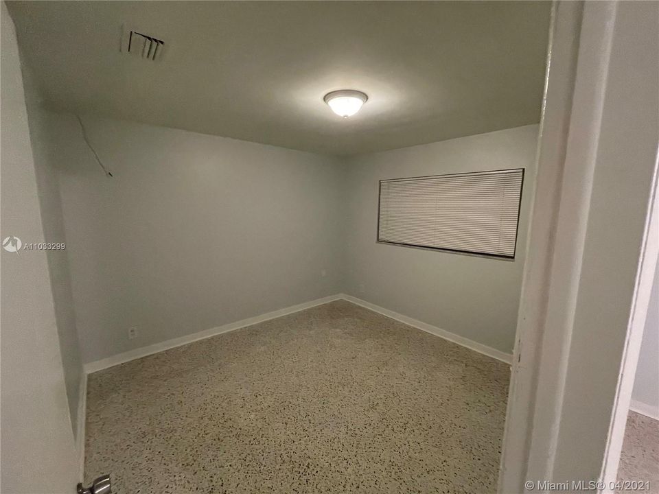 Recientemente alquilado: $1,650 (2 camas, 1 baños, 0 Pies cuadrados)