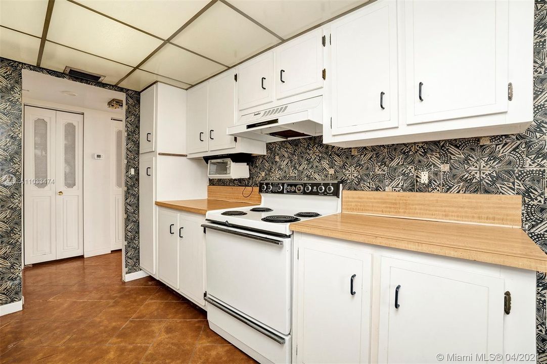 Vendido Recientemente: $112,000 (2 camas, 2 baños, 1120 Pies cuadrados)