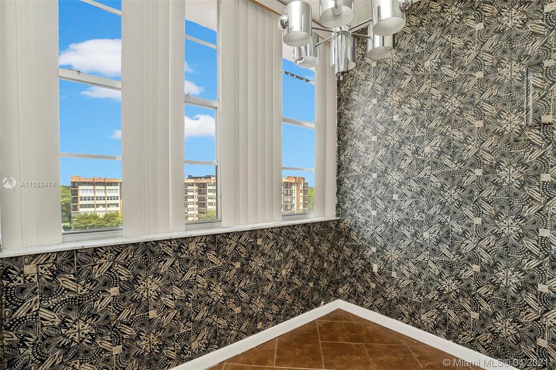 Vendido Recientemente: $112,000 (2 camas, 2 baños, 1120 Pies cuadrados)