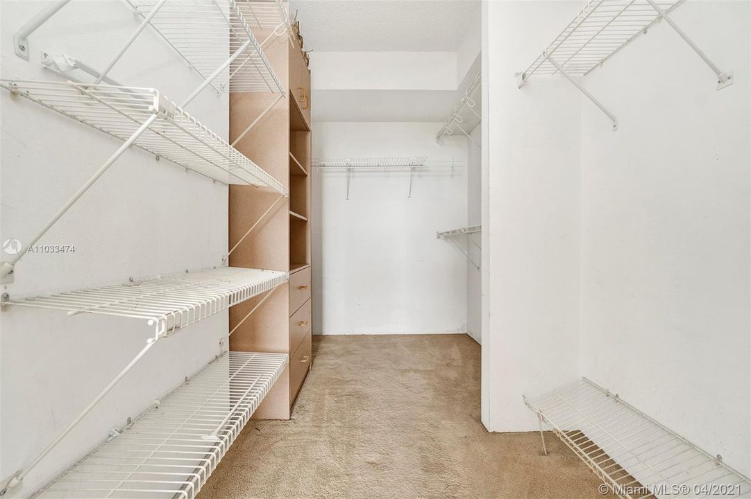 Vendido Recientemente: $112,000 (2 camas, 2 baños, 1120 Pies cuadrados)