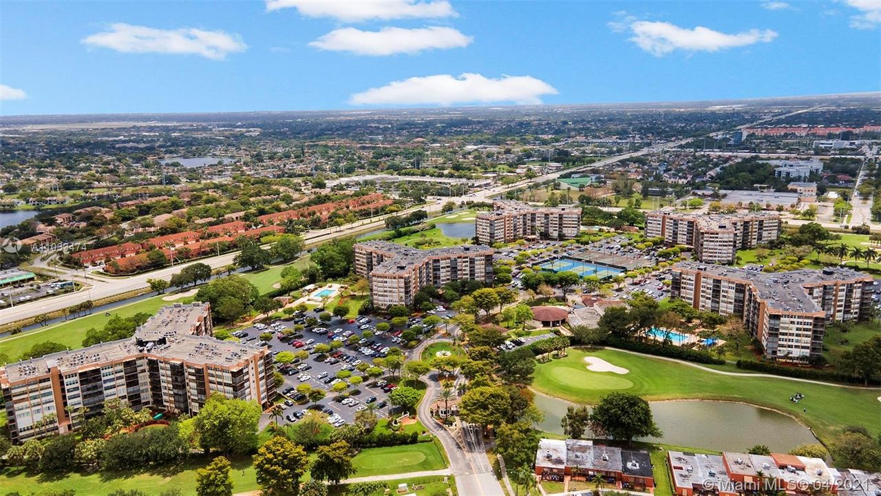 Vendido Recientemente: $112,000 (2 camas, 2 baños, 1120 Pies cuadrados)