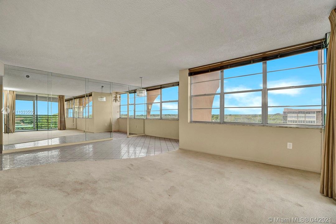 Vendido Recientemente: $130,000 (2 camas, 2 baños, 1120 Pies cuadrados)