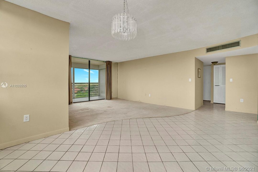 Vendido Recientemente: $130,000 (2 camas, 2 baños, 1120 Pies cuadrados)